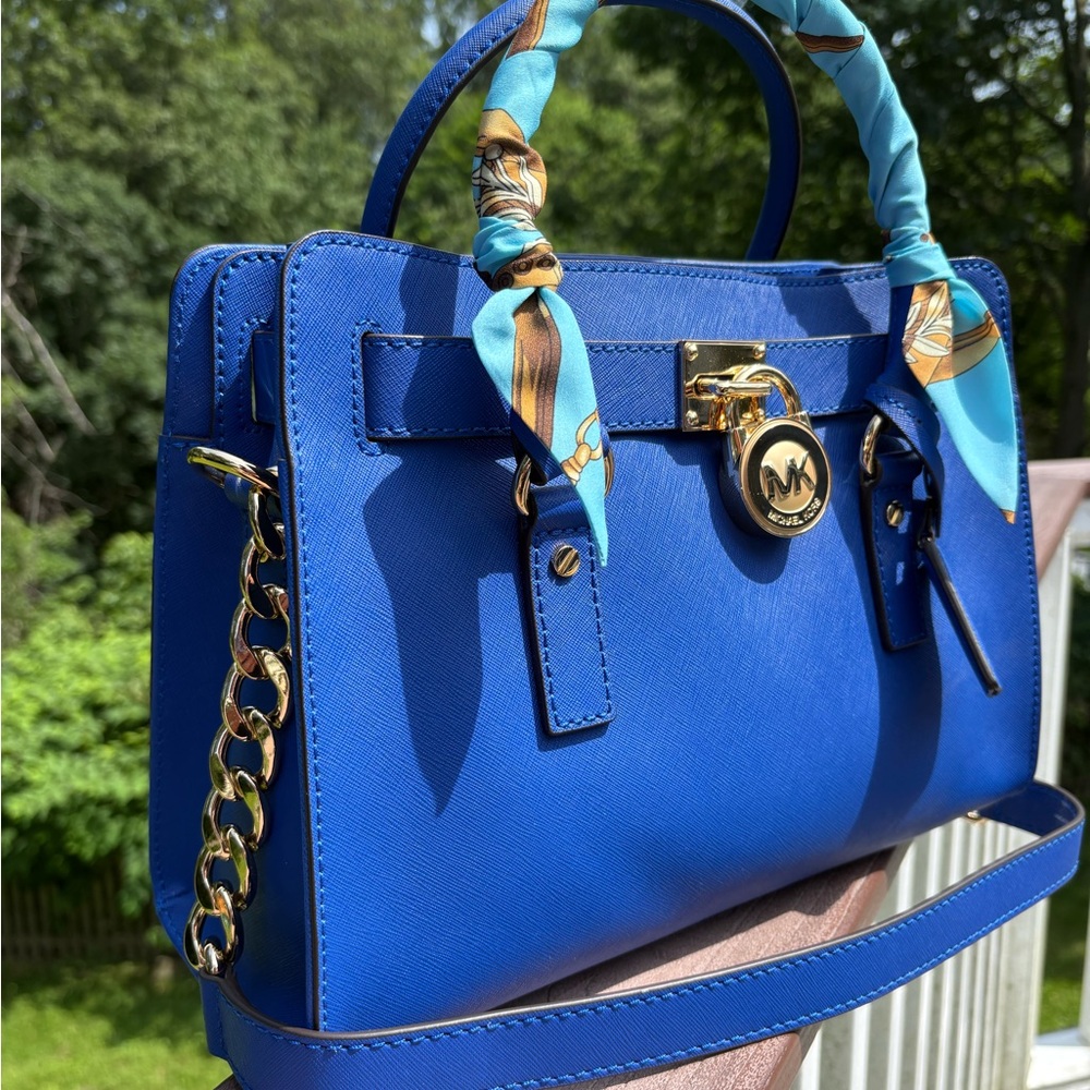 Michael Kors Sapphire Hamilton Satchel with Gold Hardware - Picture 4 of 9